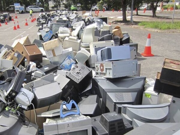 commercial junk removal electronics