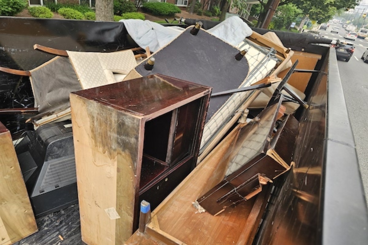 Residential Junk Removal In Manalapan NJ