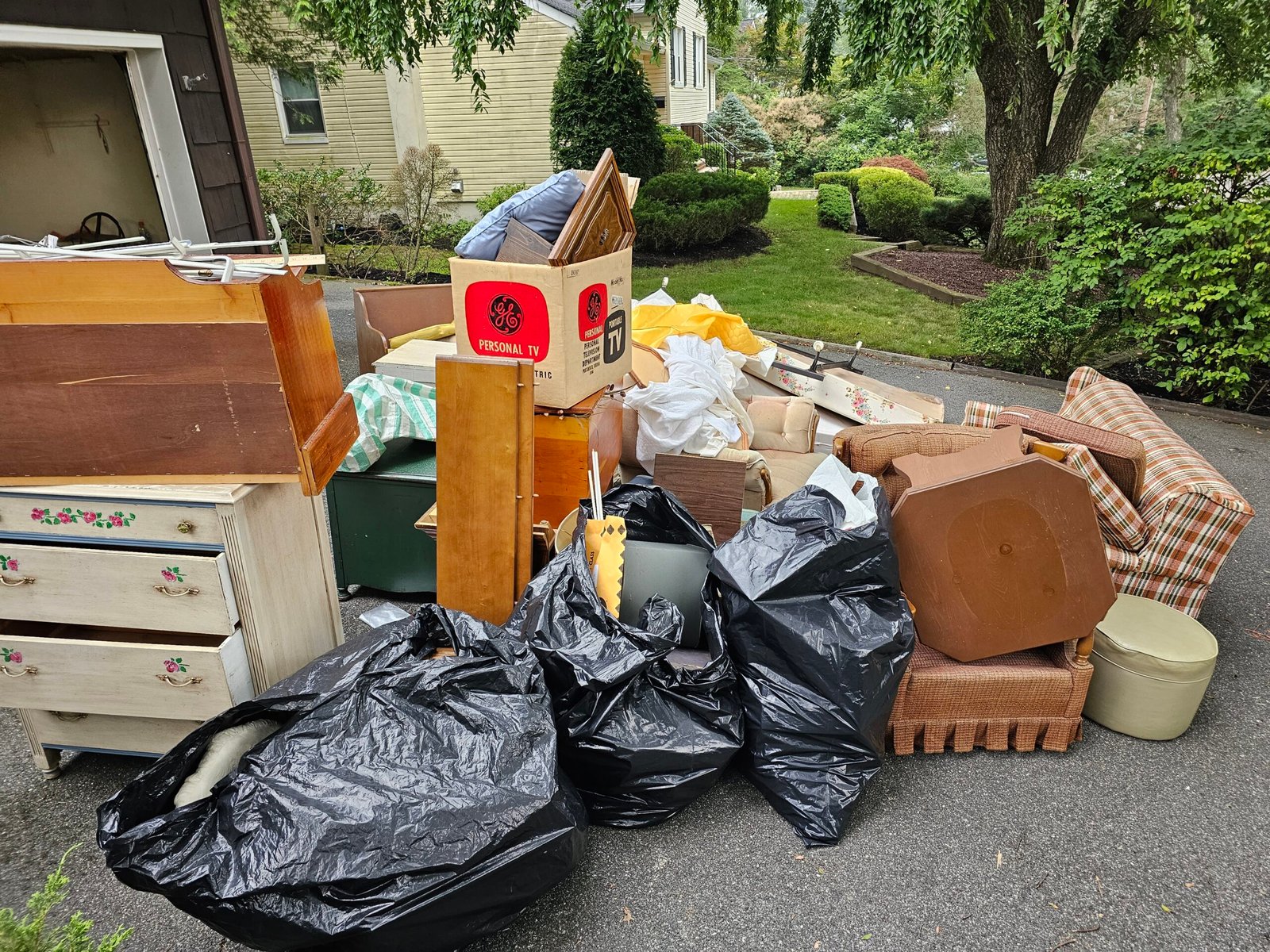 full basement cleanout service in NJ